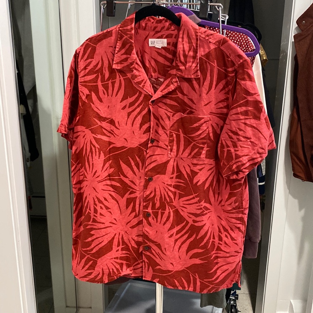 Gap linen men’s button down shirt Aloha Hawaiian